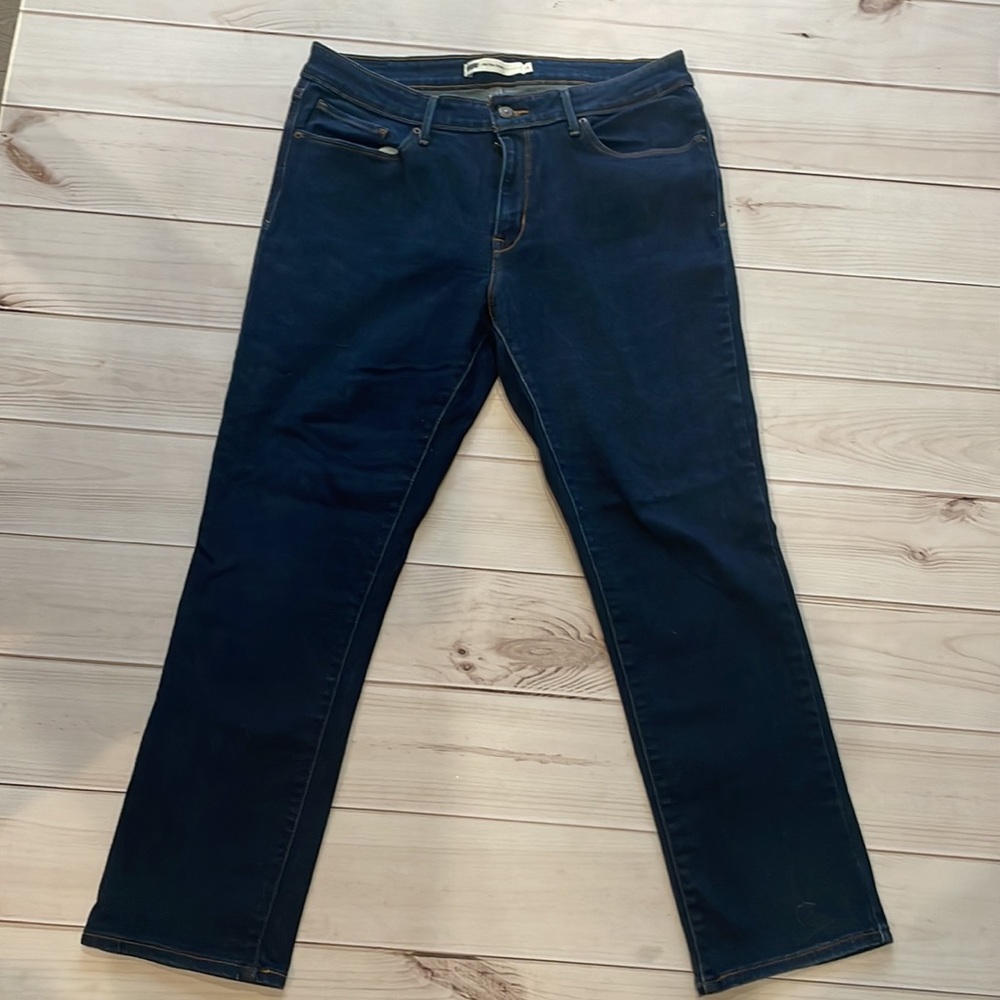 Levi’s mid rise skinny jeans size 14